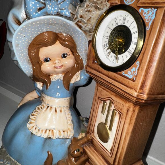 Vintage 1971 Byron Mold Girl with Grandfather Clock Figurine, Blue Bonnet Decor - Picture 3 of 13